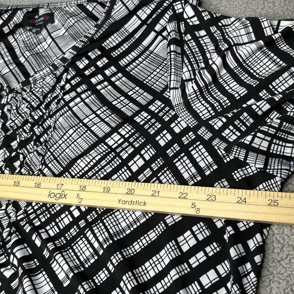 Cocomo Woman Blouse Womens 3X Geometric Tunic Long Sleeve Button Ruffle Top - Picture 6 of 10